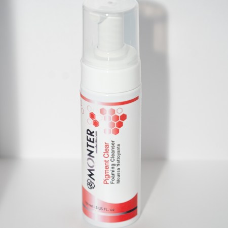 Pigment Clear Foaming Cleanser