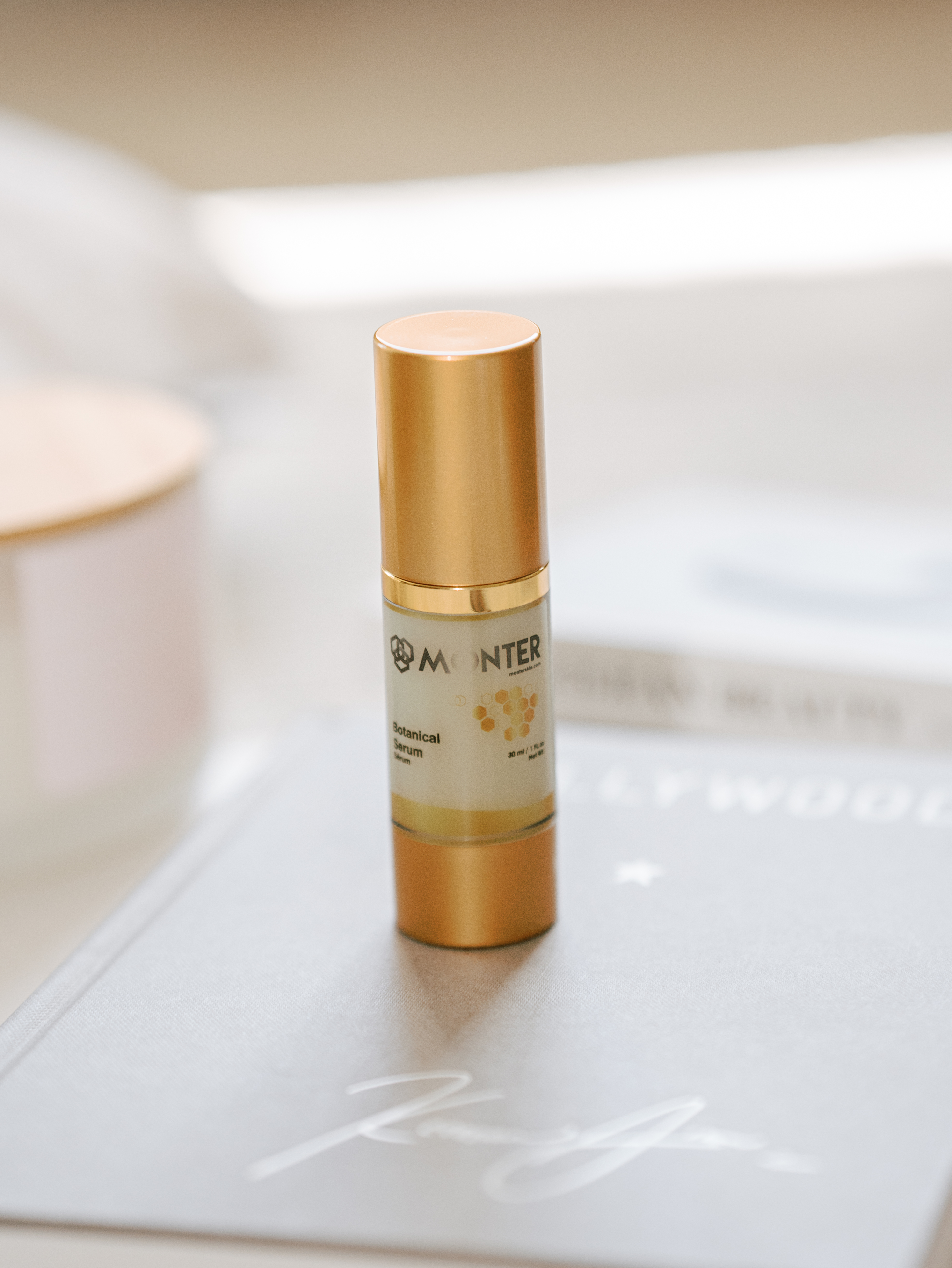 Botanical Serum - Image 2